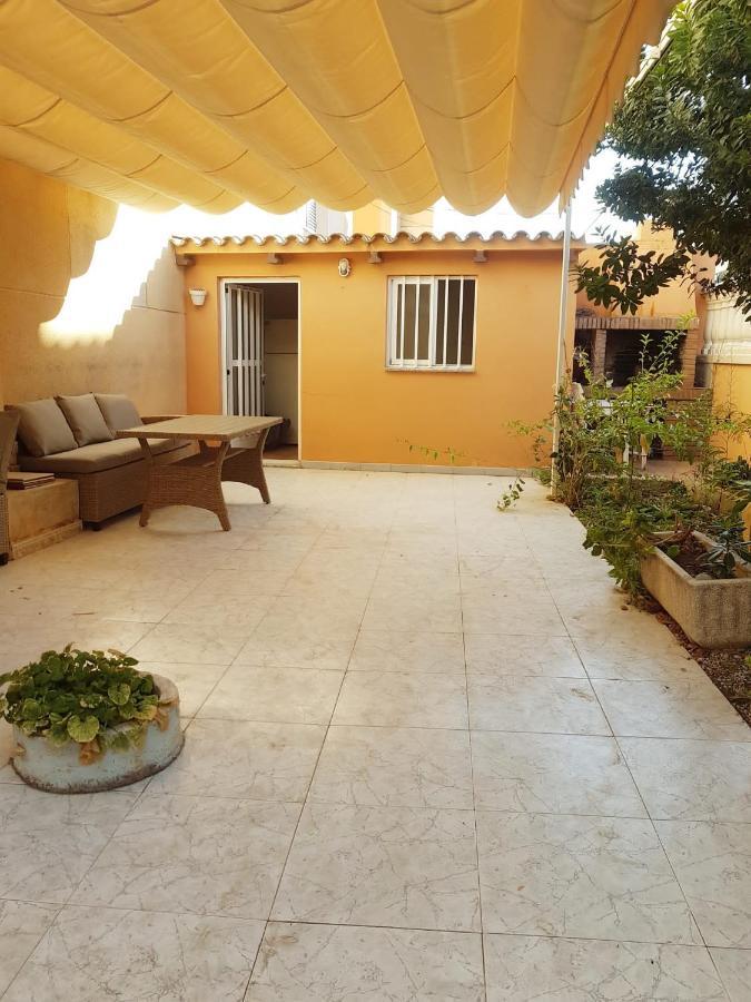 Beachfront Apartment With A Private Garden On The Ground Floor Moncófar Buitenkant foto